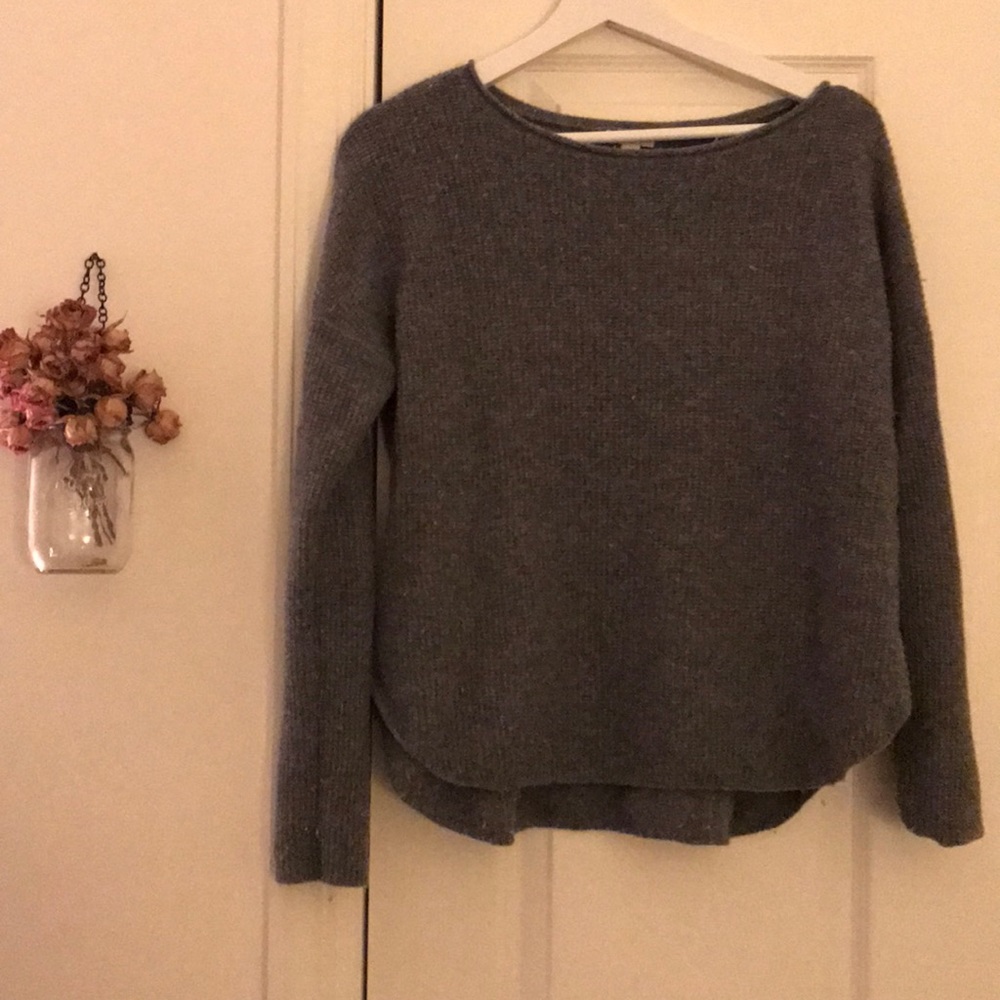 Cozy Gap wool sweater